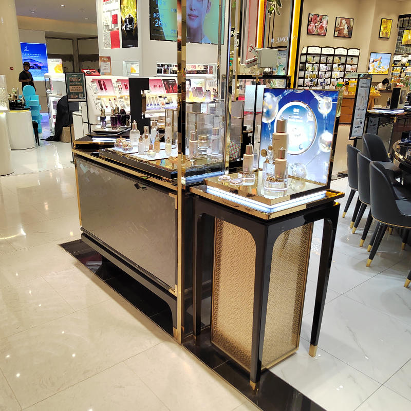 CM-S102 Витрина продаж косметики